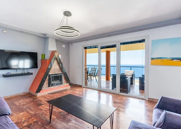 Villa Infinity I Sea Views I Saltwater Pool I Jacuzzi I Bbq